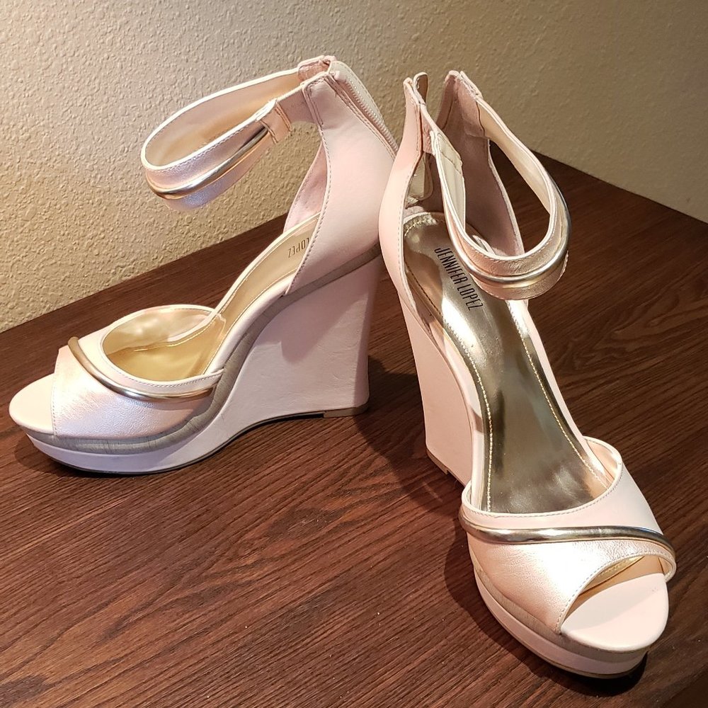 Jennifer Lopez Wedge - Coco Pink (Blush/Gold)